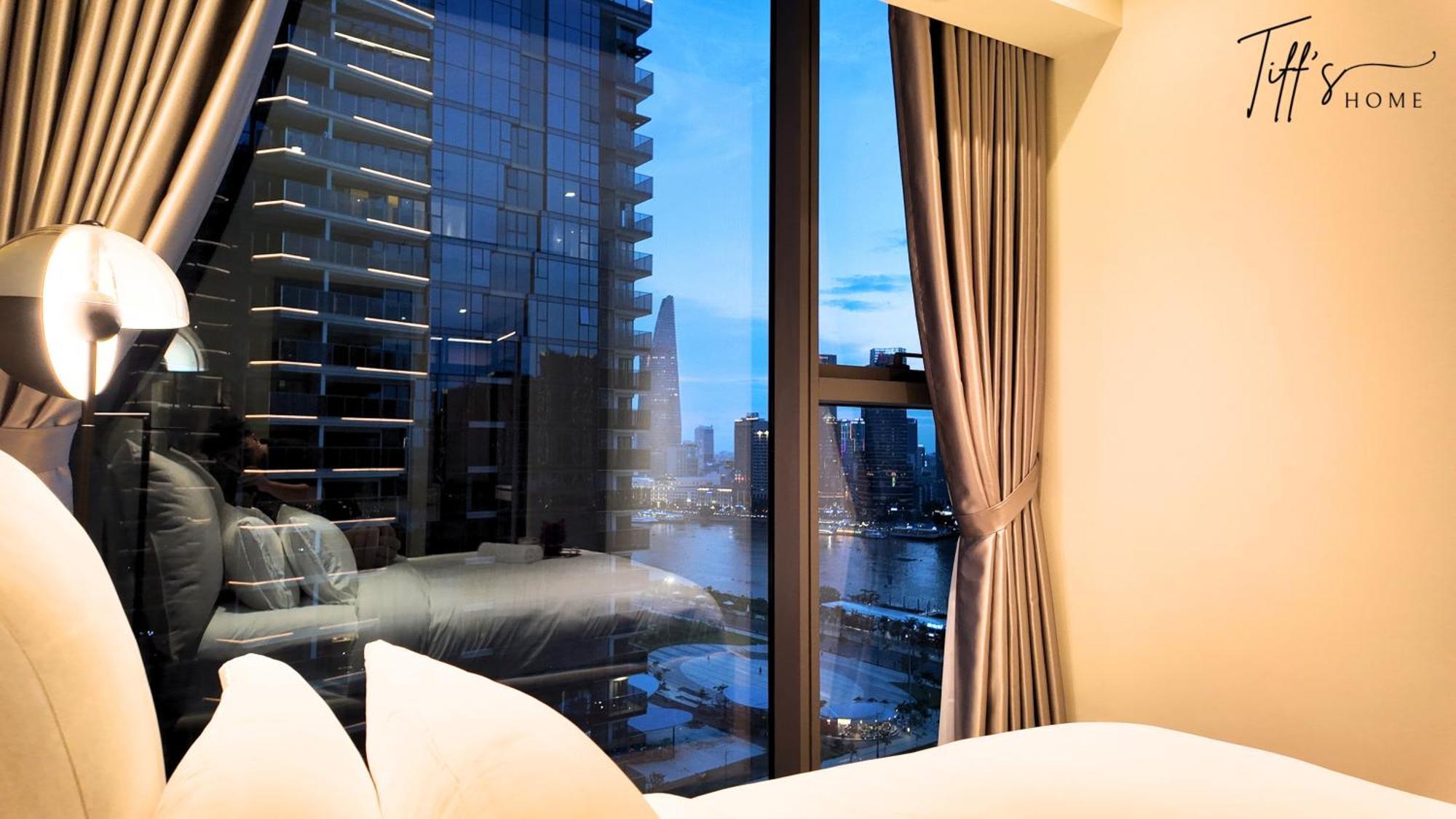 Metropole Thu Thiem - Tiff's Opera Apartment
