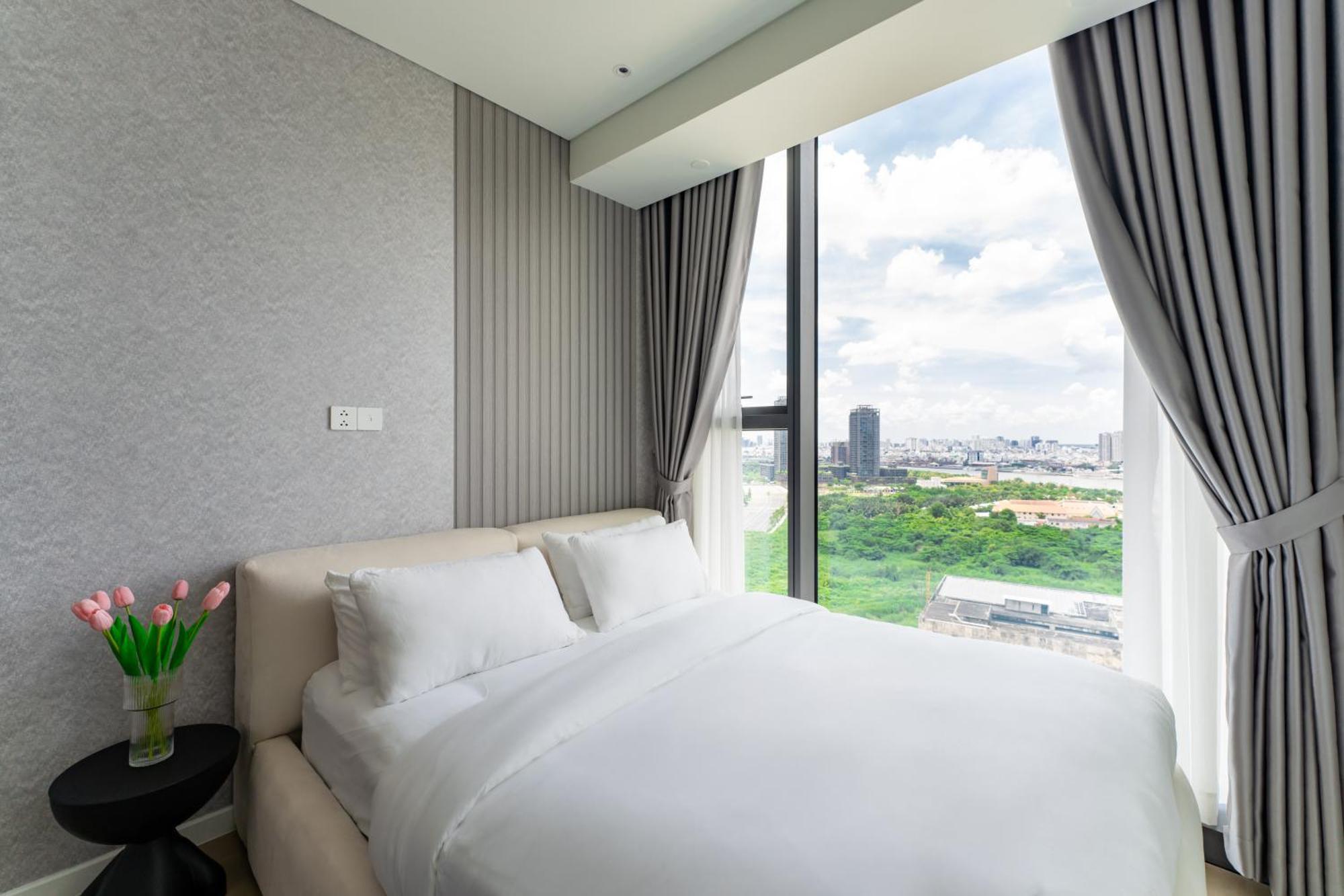 Metropole Thu Thiem - Tiff's Opera Ho Chi Minh City